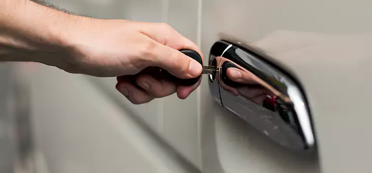 Why Choose Our Auto Locksmith Team in New Haven, CT?