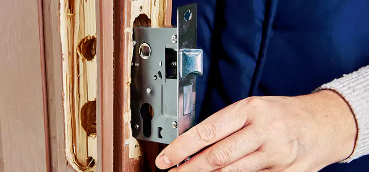 Garage Door Lock Replacement New Haven